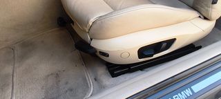 Bmw 325 2007-thumb-16