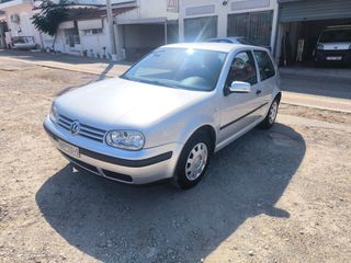 Volkswagen Golf 2000