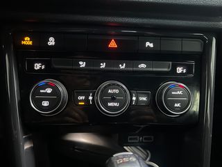 Volkswagen T-Roc 2020 1.5 TSI 150PS DSG7-thumb-20