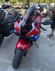 Honda CBR 1000RR 2020-thumb-3