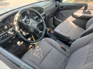 Mazda B 2500 2000 STD CAB 4X2-thumb-2