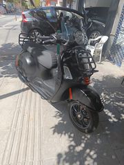 Piaggio Vespa GTS 300 2024-thumb-2