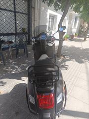 Piaggio Vespa GTS 300 2024-thumb-3