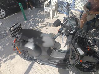 Piaggio Vespa GTS 300 2024-thumb-6