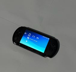 PSVITA-thumb-2