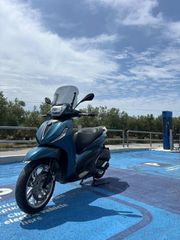 Piaggio Beverly 300 2023 Hpe-thumb-2