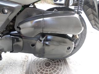 Yamaha XMAX 125 2010 xmax-thumb-7