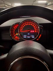 Mini Cooper D 2018-thumb-8
