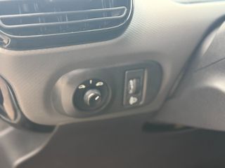 Citroen C4 Cactus 2019 BUSINESS 100 HP-thumb-28