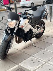 Suzuki GSR 600 2008 2008-thumb-1