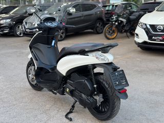 Piaggio Beverly 300i 2016-thumb-2