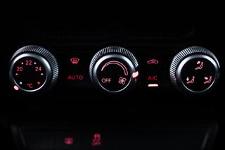 Audi A1 2016 1.0cc TFSI 95hp  (Navi)-thumb-29