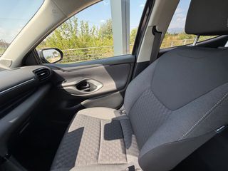Toyota Yaris 2024 1.5P STYLE 29.813ΧΛΜ! ΑΡΙΣΤΟ!-thumb-46