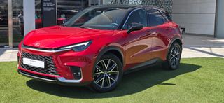 Lexus LBX 2024 Emotion Premium FWD Full Hybrid Edition-thumb-2