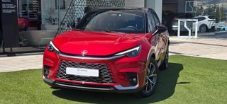 Lexus LBX 2024 Emotion Premium FWD Full Hybrid Edition-thumb-3
