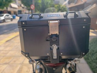Suzuki V-Strom 1000 2008-thumb-10