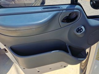 Ford Transit 2012-thumb-25