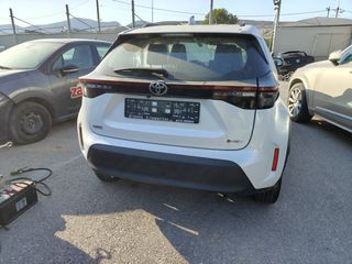 Toyota Yaris Cross 2024 1.5 HYBRID AUTO STYLE PLUS-thumb-6