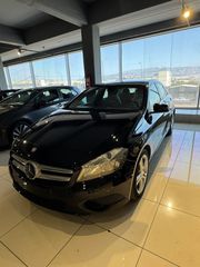 Mercedes-Benz A 180 2015-thumb-4
