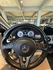 Mercedes-Benz A 180 2015-thumb-7