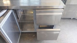 ΨΥΓΕΙΟ ΠΑΓΚΟΣ 3ΠΟΡΤΟ + 2 ΣΥΡΤΑΡΙΑ + ΘΕΣΕΙΣ GN (224Χ70Χ87 CM)-thumb-3
