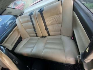 Bmw 318 1990 i.s-thumb-3