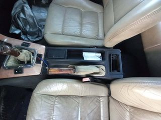 Bmw 318 1990 i.s-thumb-5