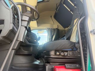 Volvo 2022 FH 500XL ADR-thumb-18