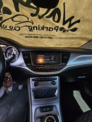 Opel Astra 2018-thumb-11