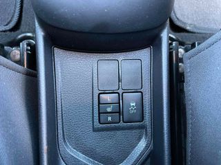 Toyota Yaris 2019-thumb-31