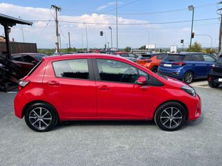 Toyota Yaris 2019-thumb-15
