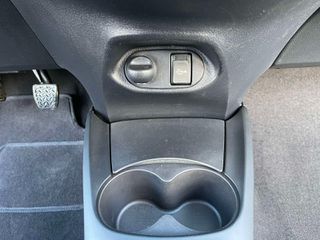 Toyota Yaris 2019-thumb-33