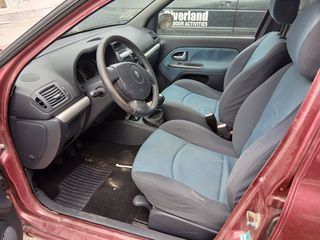 Renault Clio 2003 DCI-thumb-8