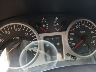 Renault Clio 2003 DCI-thumb-9