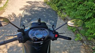 Piaggio Beverly 350 2018 Sport Touring-thumb-7