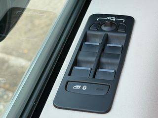 Land Rover Discovery Sport 2021 D 204PS Auto 4WD S 2.0 Hybrid Diesel-thumb-37