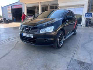 Nissan Qashqai 2010-thumb-1