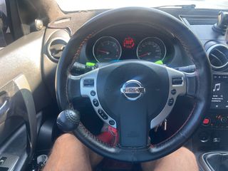 Nissan Qashqai 2010-thumb-19