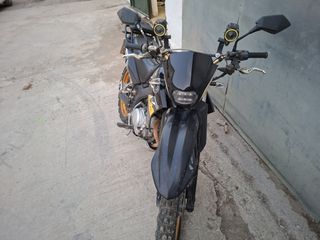 Yamaha XT 125R 2008-thumb-1