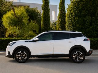 Peugeot 2008 2021 ALLURE PLUS//ΑΛΛΑΓΜΕΝΟΣ Η ΚΑΔΕΝΑ !!-thumb-3