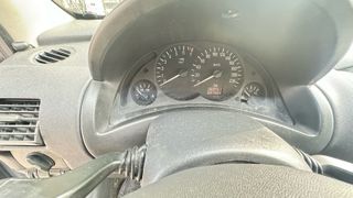 Opel Corsa 2005 C-thumb-11