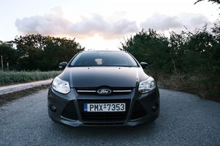 Ford Focus 2011-thumb-14