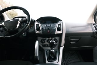 Ford Focus 2011-thumb-20