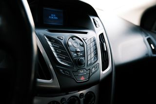 Ford Focus 2011-thumb-25