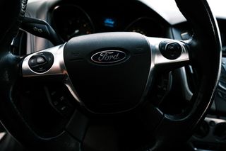 Ford Focus 2011-thumb-29