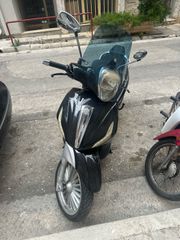 Piaggio Beverly 300i 2011-thumb-1