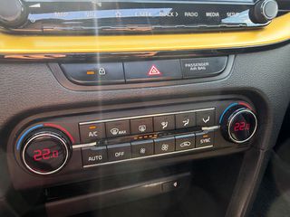 Kia XCeed 2019 1.6 Full Extra PANORAMA Book Service-thumb-15