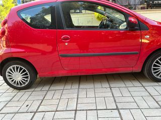 Peugeot 107 2006