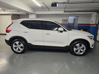 Volvo XC40 2022 Τ3 163hp-thumb-1