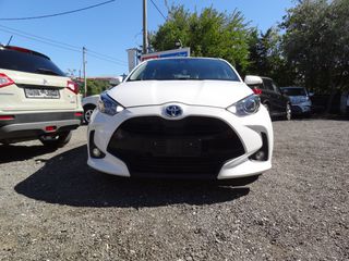 Toyota Yaris 2021 1,5 HYBRID BUSINESS MY20